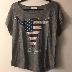 NWOT American flag bullhead tee
